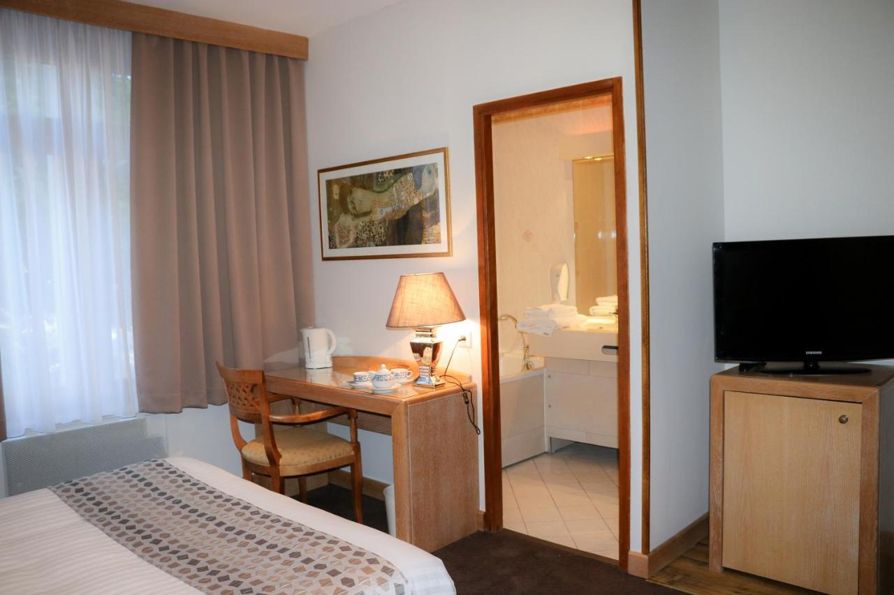 Hotel Eden Béthune Екстериор снимка